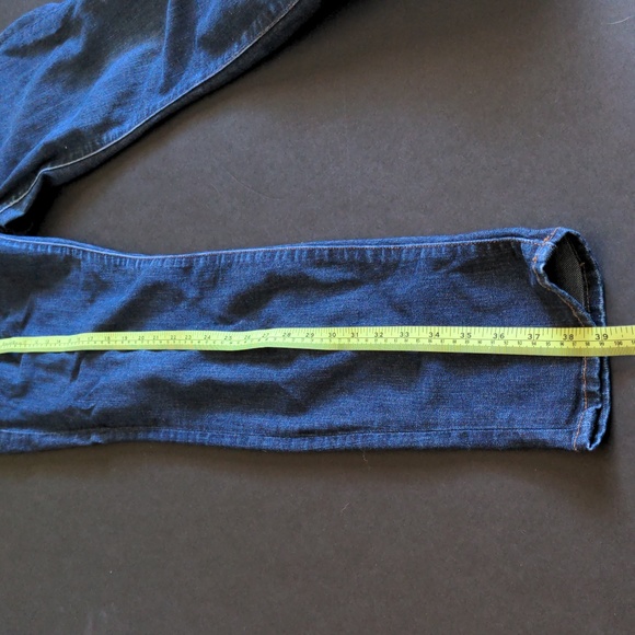 J Brand Skinny in Pure - Picture 9 of 11